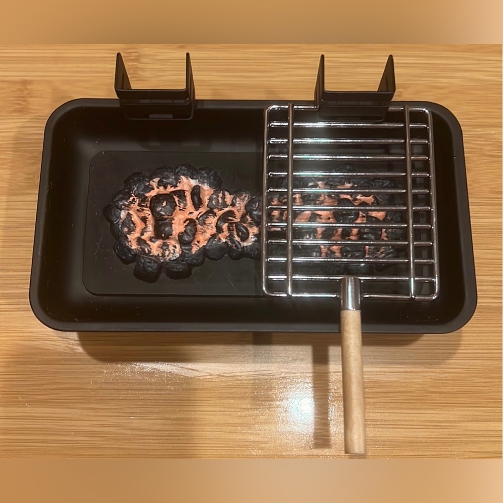 American Girl Doll Julie Birthday Goodies - Hibachi Grill and One Rack